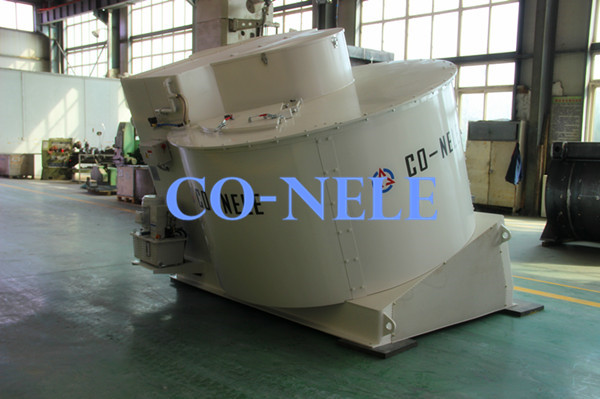 石墨混合造粒機(jī) 石墨混合造粒機(jī)