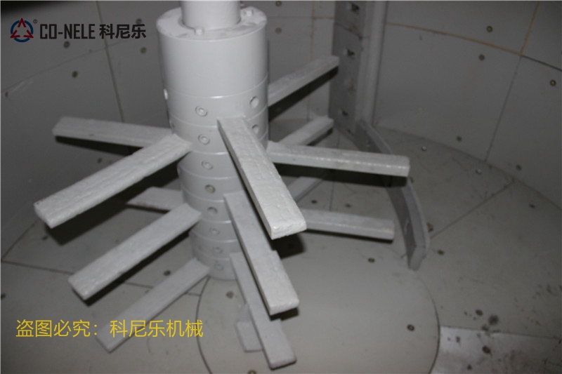 科尼樂傾斜式攪拌機(jī) 科尼樂傾斜式攪拌機(jī)