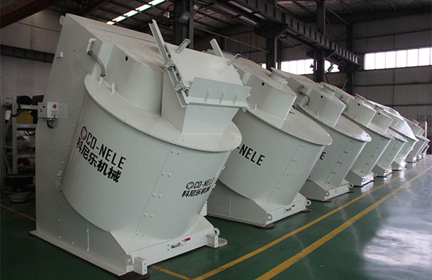 傾斜式耐火材料混合機(jī) 傾斜式耐火材料混合機(jī)