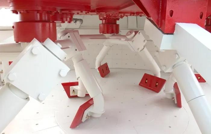 立軸行星式攪拌機內(nèi)部攪拌裝置