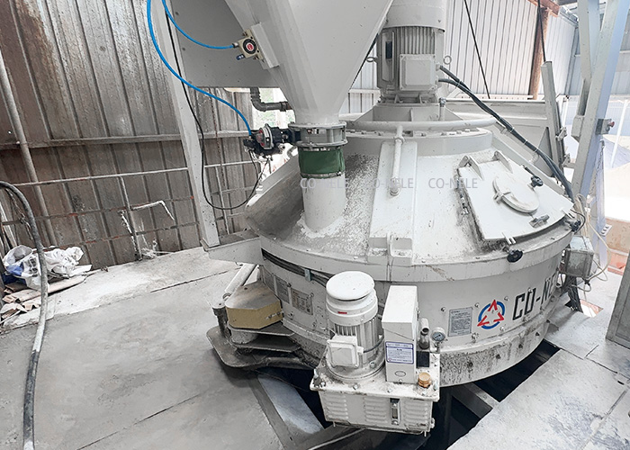 水泥電線桿攪拌機(jī) 立軸行星式攪拌機(jī) 立軸快速攪拌機(jī) 水泥電線桿攪拌機(jī) 立軸行星式攪拌機(jī) 立軸快速攪拌機(jī)